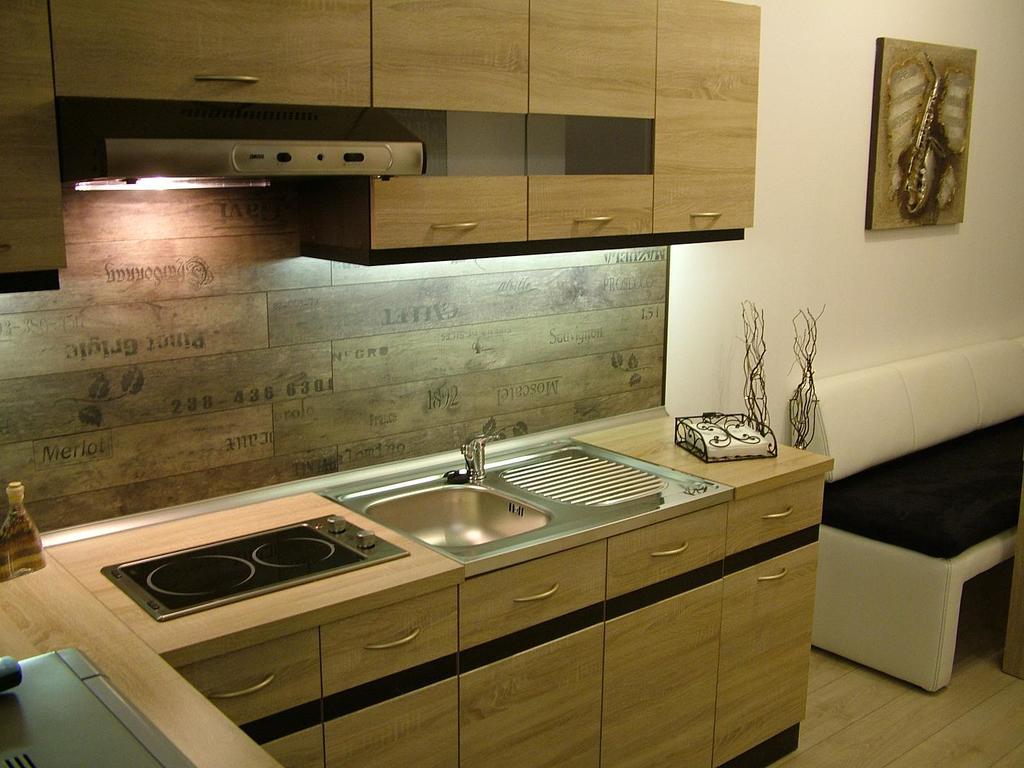 Korzo Apartman Kőszeg Rom bilde